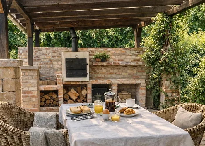 Relax House Дом отдыха *